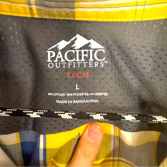 Pacific Outfitters Men's Yellow and Blue Plaid Active Stretch Short Sleeve - Picture 3 of 5